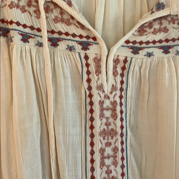 American Eagle Blouse - Picture 3 of 4